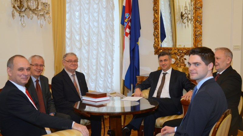 Predsjednik Vlade Plenković sastao se s predstavnicima Matice hrvatske